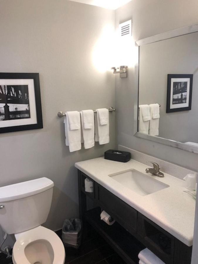 Holiday Inn Lafayette North By Ihg מראה חיצוני תמונה